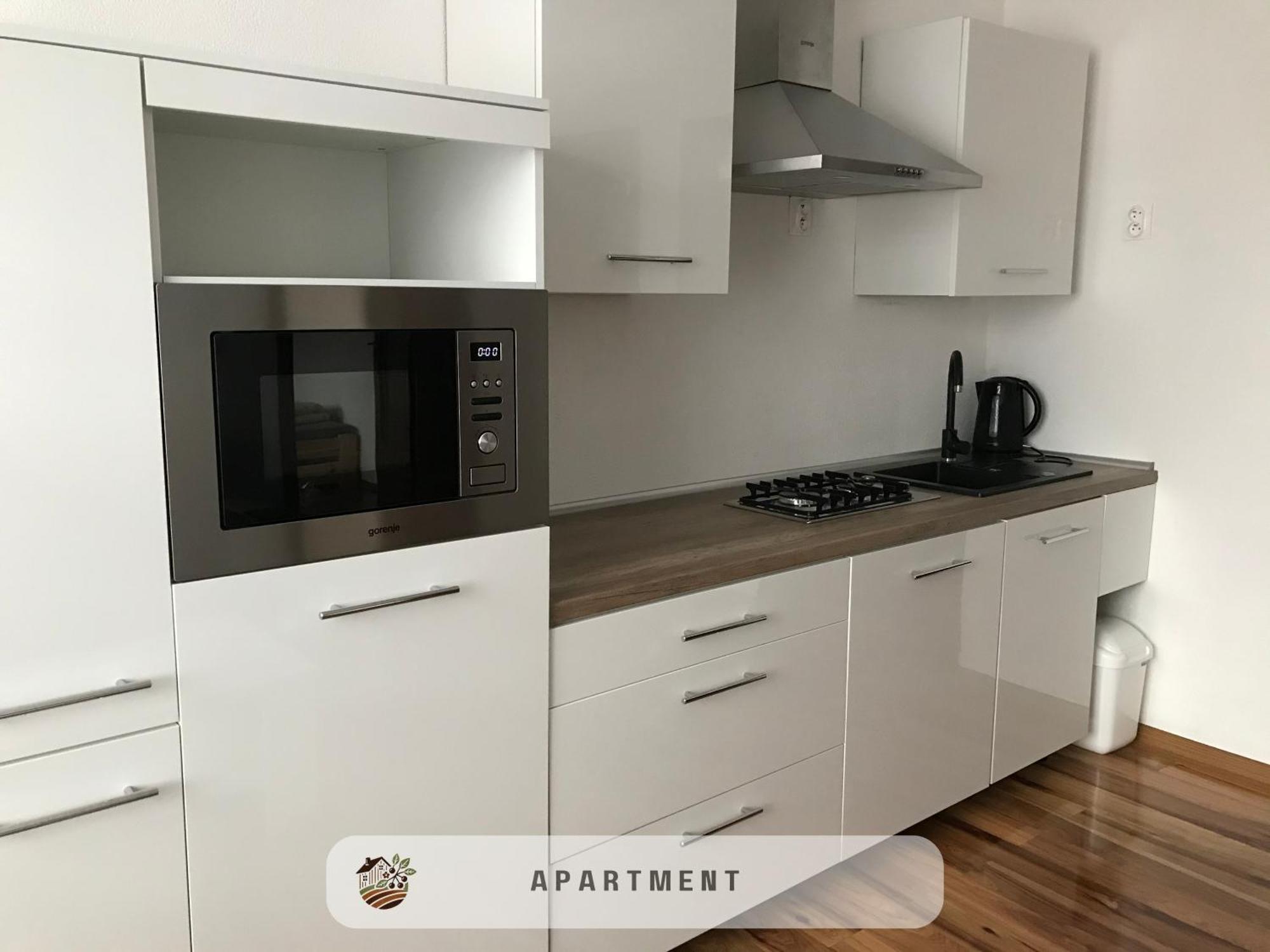 Apartmanovy Dom Visnove Exterior foto