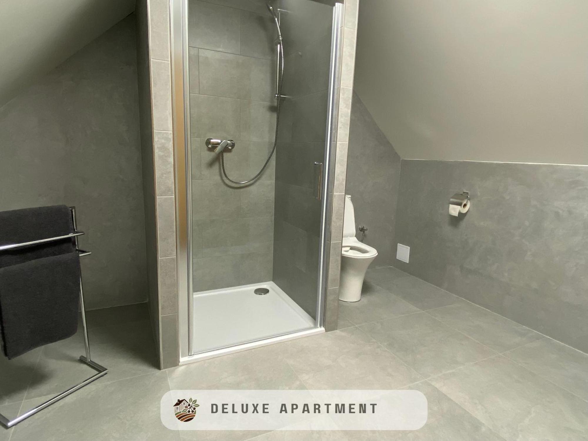 Apartmanovy Dom Visnove Exterior foto