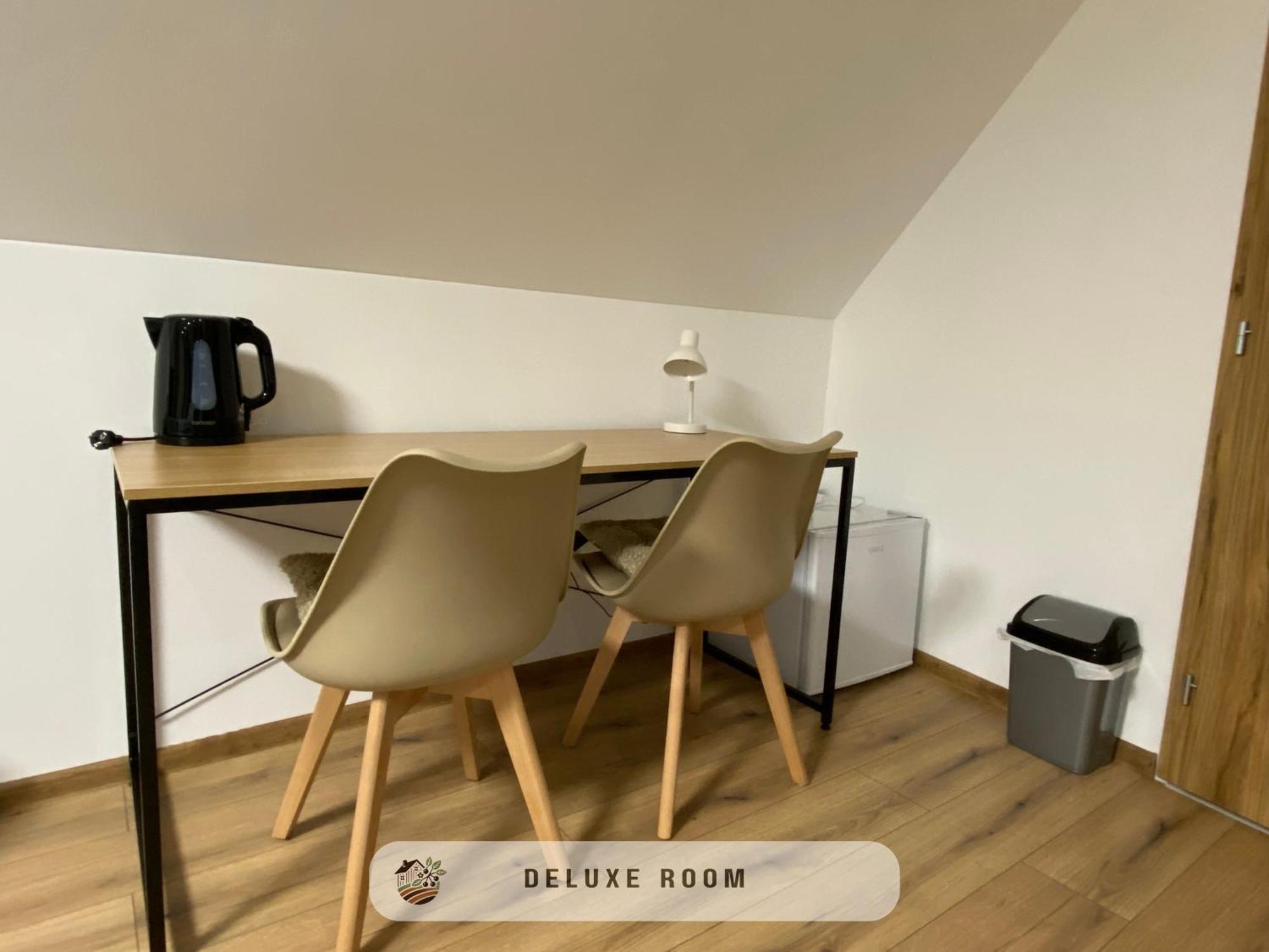 Apartmanovy Dom Visnove Exterior foto