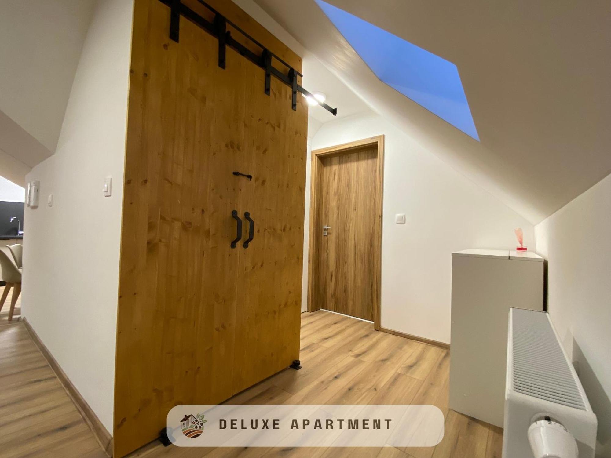 Apartmanovy Dom Visnove Exterior foto